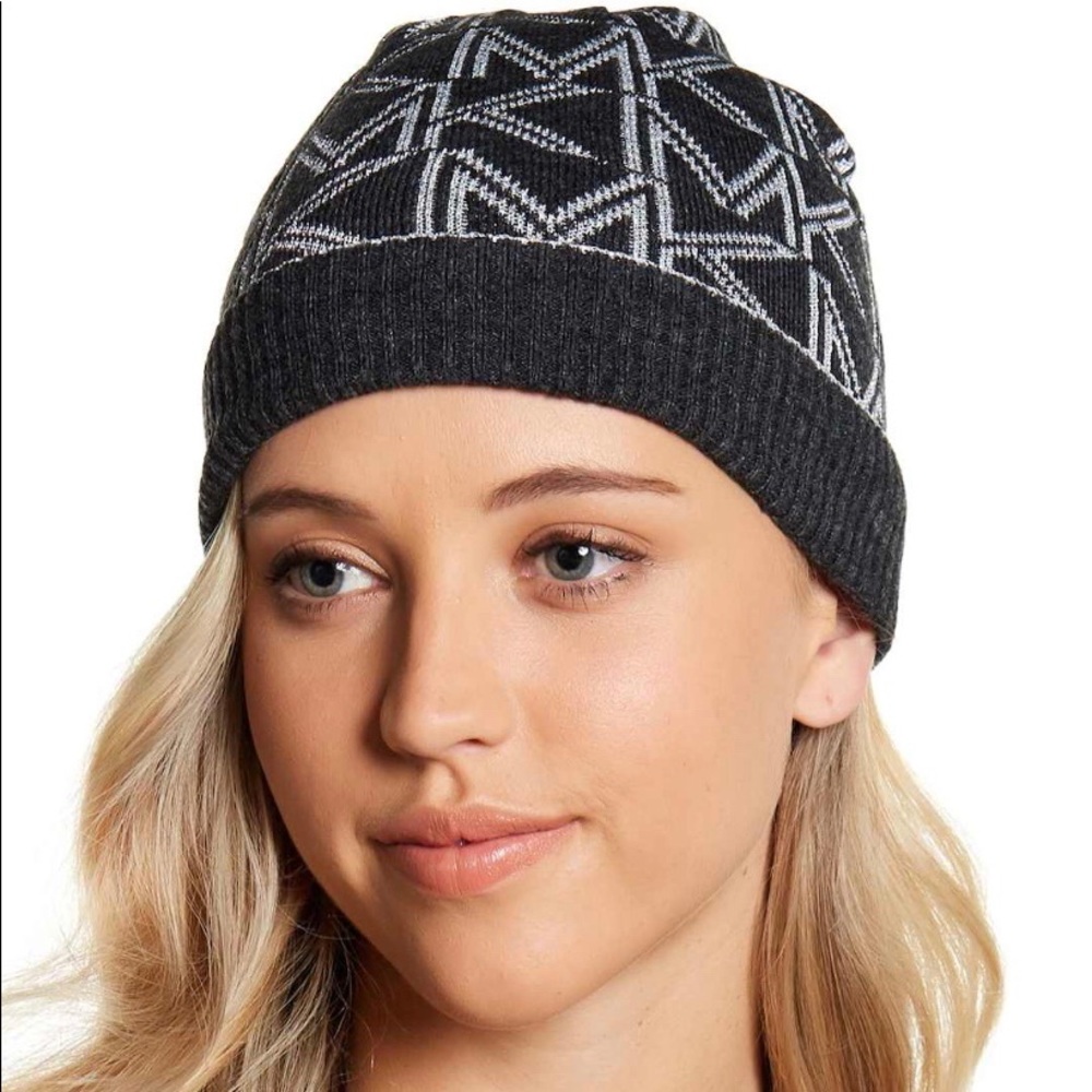 NWT MICHAEL Michael Kors Metallic Silver & Grey Foldover Beanie Hat - Picture 1 of 5